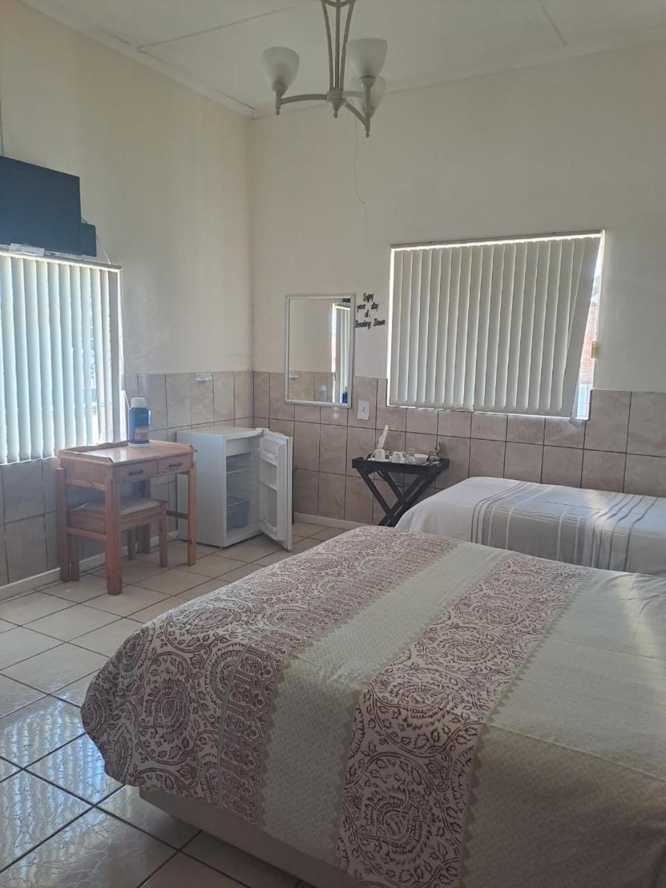 Breaking Dawn Bed & Breakfast Noupoort Luaran gambar